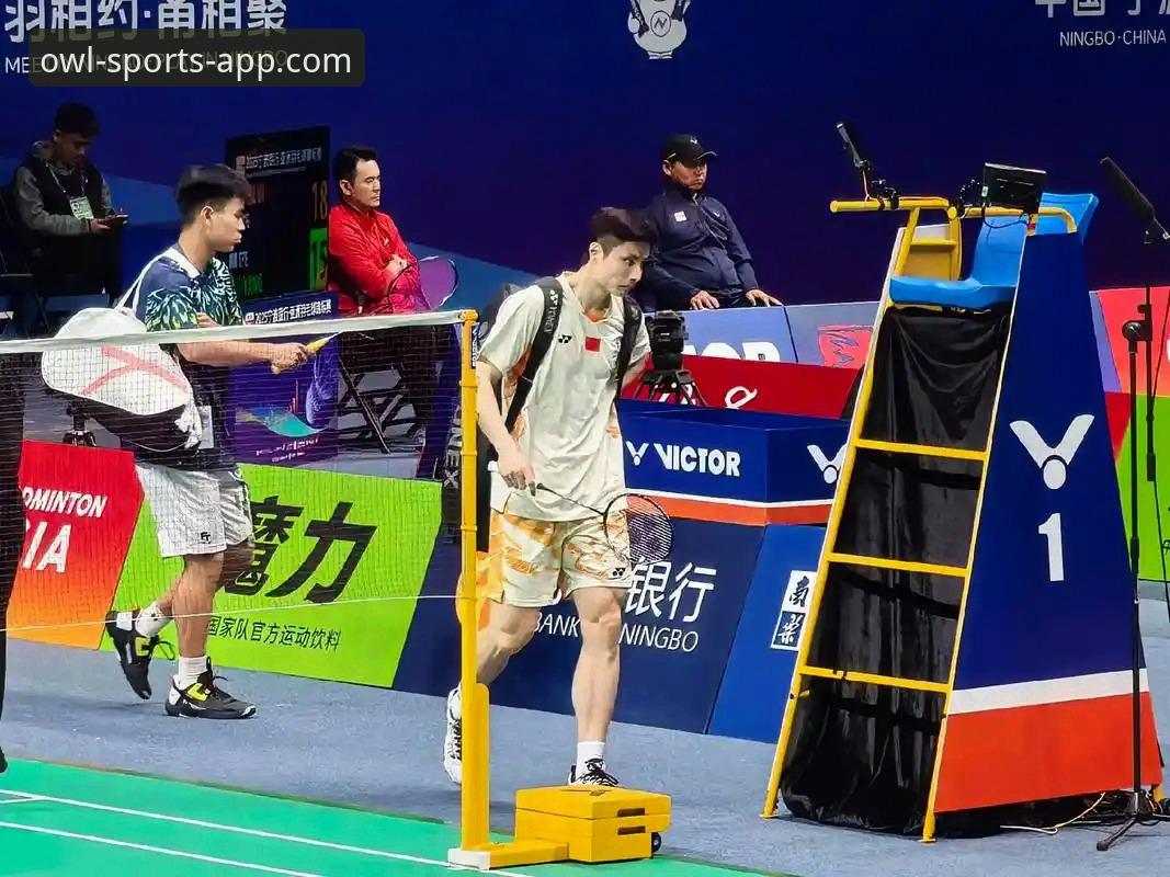 如何通过猫头鹰体育平台深度复盘石宇奇亚锦赛夺冠之战：实战分析与数据追踪教程